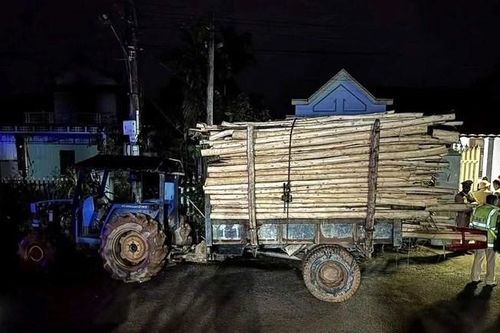 Va chạm với xe máy cày, 2 chị em ruột tử vong thương tâm