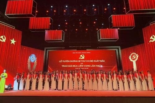 Tối nay, diễn ra Lễ tuyên dương Bí thư chi bộ xuất sắc và trao Giải Búa liềm vàng lần thứ X - năm 2025