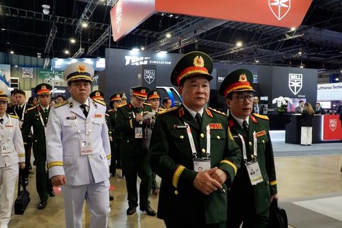 Đoàn đại biểu Bộ Quốc phòng Việt Nam tham dự Triển lãm Hàng không Singapore 2026