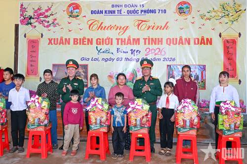 Đoàn Kinh tế - Quốc phòng 710 (Binh đoàn 15): Trao 760 suất quà Tết tặng nhân dân và người lao động