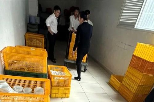 Kiểm tra 121 nhà hàng tiệc cưới, phát hiện 1 cơ sở vi phạm an toàn thực phẩm