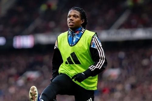 Bị chặn cửa ra đi, hậu vệ MU bức xúc với Ban lãnh đạo Man Utd