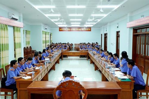 Tọa đàm 'Trao đổi các vấn đề về giải quyết án hành chính, lao động'
