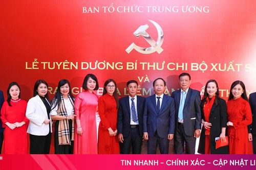 Báo và phát thanh, truyền hình Hà Tĩnh đạt giải C Búa liềm Vàng, 2 bí thư chi bộ được tuyên dương