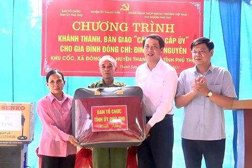 Ấm lòng dân trong những 'Căn nhà cấp ủy' - Bài 2: Những căn nhà của tình đồng chí