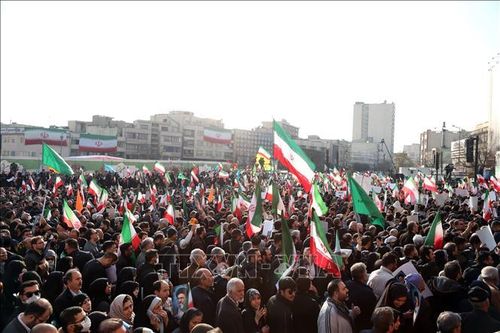 Nhiều quốc gia gia tăng sức ép với Iran