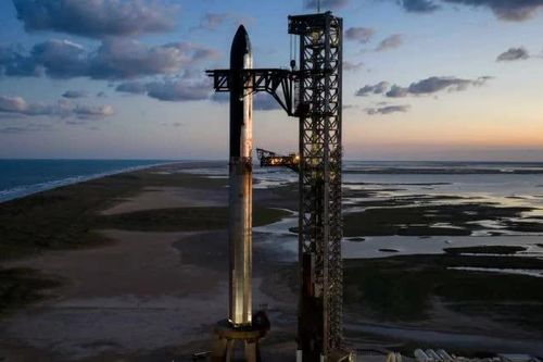 Elon Musk lên kế hoạch gì cho thương vụ sáp nhập xAI vào SpaceX?