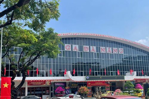 Nhà ga sẵn sàng phục vụ khách đi tàu Tết