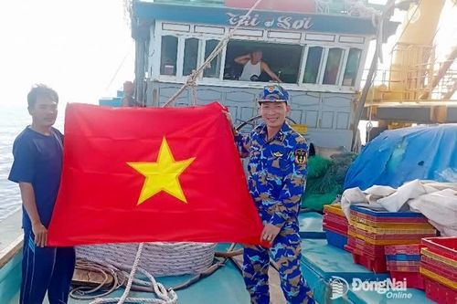 Bí thư Chi bộ Nhà giàn DK1 tiêu biểu, xuất sắc được Ban Tổ chức Trung ương tuyên dương