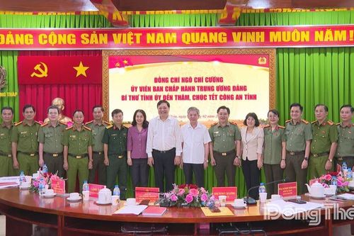 Bí thư Tỉnh ủy Đồng Tháp thăm, chúc tết Công an tỉnh