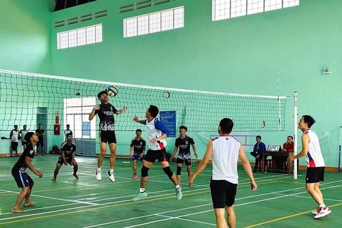 Sôi nổi giải bóng chuyền nam thanh niên các xã khu vực Kông Chro