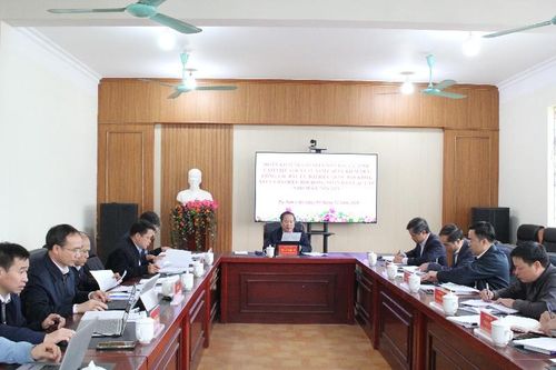 Đoàn kiểm tra số 2 Ủy ban Bầu cử tỉnh kiểm tra tại các xã: Nậm Tăm, Pu Sam Cáp, Nậm Mạ, Nậm Cuổi