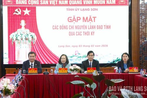 Gặp mặt các đồng chí nguyên lãnh đạo tỉnh qua các thời kỳ