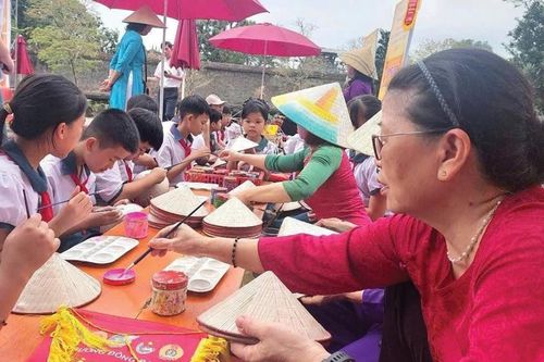 Miền di sản rộn ràng đón Tết