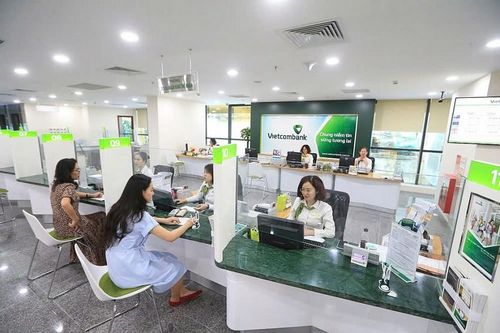 Rủi ro tích tụ sau đà tăng bất động sản, yêu cầu siết kỷ luật tín dụng