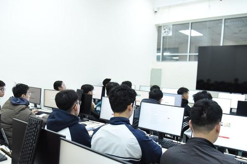 Công bố kết quả thi Đánh giá tư duy đợt 1, điểm trung bình là 54.01/100