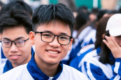 Thủ khoa kỳ thi Đánh giá tư duy từng có 'cú đúp' điểm tuyệt đối học sinh giỏi Toán cấp tỉnh