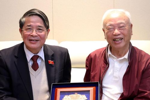 Phó Chủ tịch Quốc hội Nguyễn Đức Hải thăm, chúc Tết nguyên lãnh đạo Đảng, Nhà nước