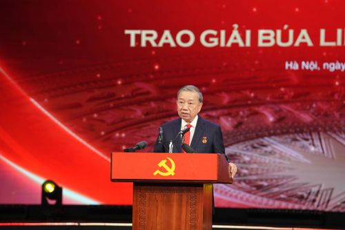 'Cầu nối' giữa ý Đảng và lòng Dân