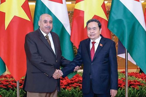 Chủ tịch Quốc hội Trần Thanh Mẫn hội đàm với Chủ tịch Hạ viện Jordan