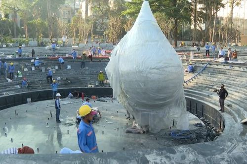 TP.HCM lắp đặt biểu tượng tưởng niệm nạn nhân COVID-19