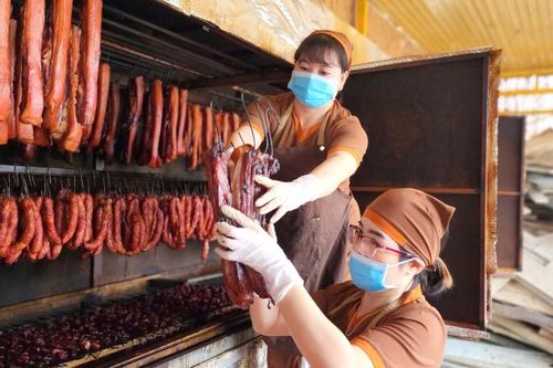 Hợp tác xã tăng tốc sản xuất, bảo đảm nguồn hàng cho thị trường tết