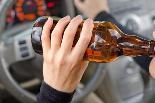 Cho người uống rượu, bia mượn ô tô, xe máy bị xử phạt thế nào?