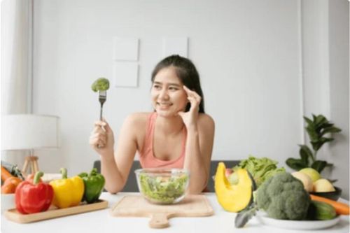 Thứ tự ăn uống và 3 nguyên tắc vàng giúp giữ dáng ngày Tết