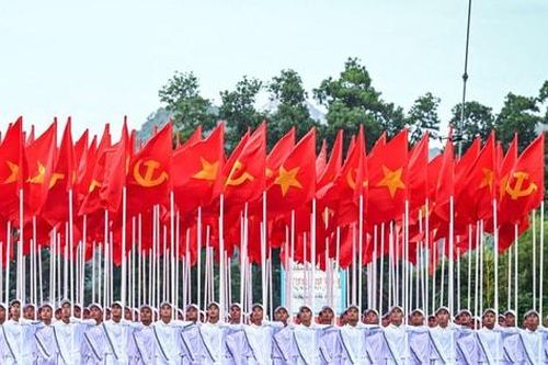Vững niềm tin theo Đảng từ những việc làm cụ thể