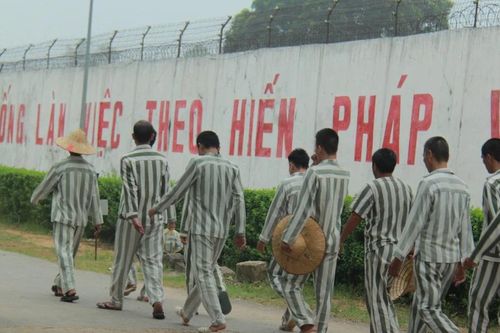 Từ 1-7: Thu thập sinh trắc học của phạm nhân, cho phép gặp phạm nhân trực tuyến