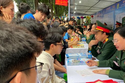 Năm 2026: Khối các trường quân đội lần đầu tiên tổ chức thi đánh giá năng lực