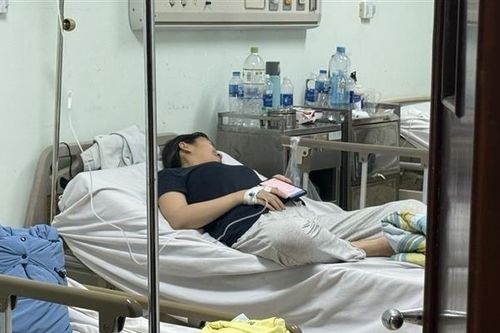 46 người cấp cứu sau bữa tiệc của ngân hàng ở TP.HCM: Tìm thấy E. coli