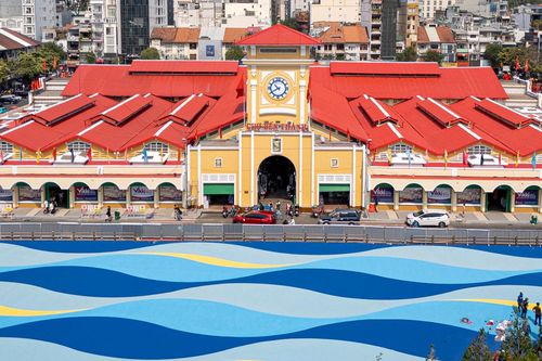Đơn vị chỉnh trang sẵn sàng đổi màu sơn chợ Bến Thành