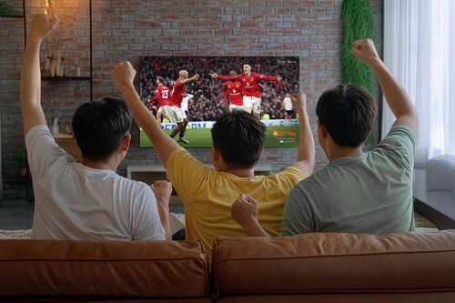 FPT giải bài toán giá cước Ngoại hạng Anh fan Việt chờ nhiều năm