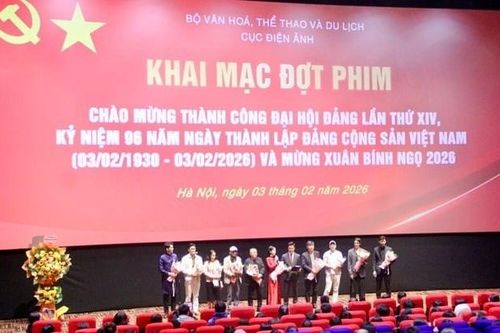 Khai mạc đợt phim miễn phí chào mừng thành công Đại hội Đảng