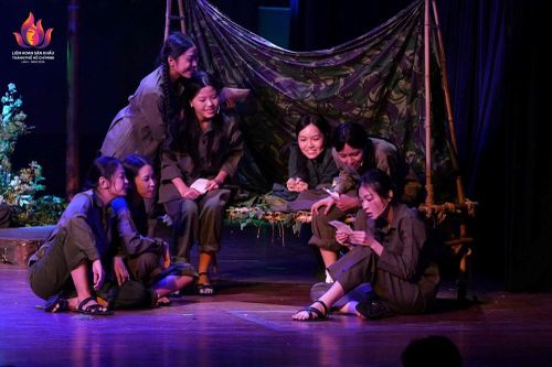 Vẫn sáng đèn giữa nhiều trăn trở