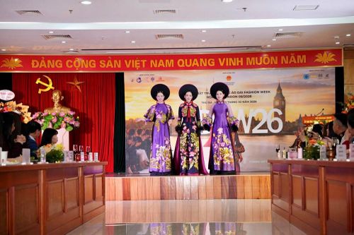 Lan tỏa và quảng bá áo dài Việt Nam ra thế giới
