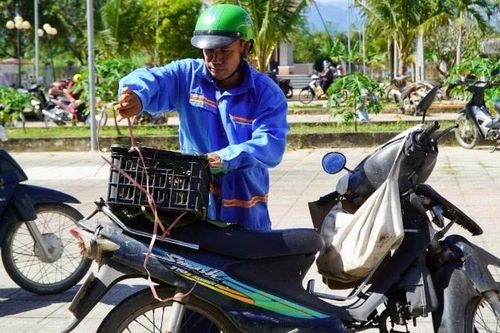 Trao 560 phần quà Tết đến người dân bị ảnh hưởng bởi thiên tai, bão lũ