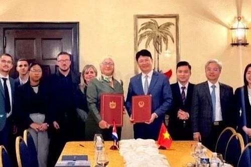 Việt Nam-Cuba đẩy mạnh hợp tác trong lĩnh vực pháp luật và tư pháp