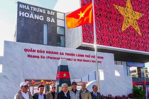 Khánh thành công trình Biển tên UBND đặc khu Hoàng Sa