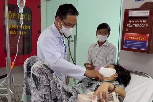 Kiểm tra nhà hàng cung cấp tiệc trong vụ 46 người nhập viện nghi ngộ độc