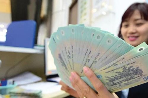 Hơn 50.000 doanh nghiệp báo cáo: Thưởng Tết bình quân 8,69 triệu đồng/người