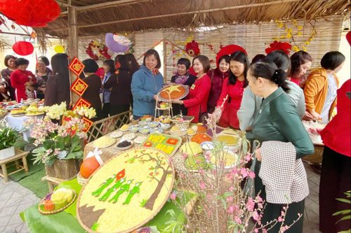 Du lịch Việt Nam 'tăng nhiệt' mùa Tết