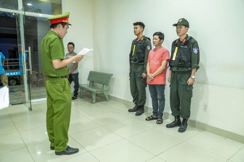 Khởi tố hai đối tượng mang dao rựa đi giải quyết mâu thuẫn sau chầu nhậu