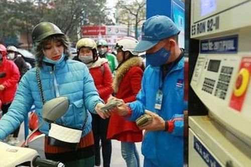 Chiều 5/2, giá xăng dầu có thể tăng thêm gần 5%