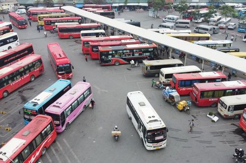 Giá vé xe khách tại Hà Nội tăng 60%