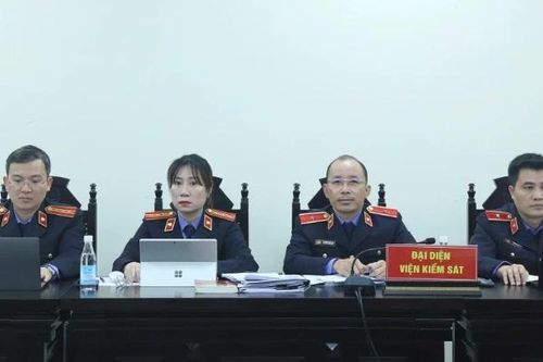 Viện kiểm sát đề nghị tuyên buộc nhóm buôn lậu hơn nửa tấn vàng nộp lại hơn 1.200 tỷ đồng