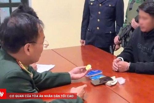 Phát hiện gần 7 cây vàng giấu trong ô tô tại cửa khẩu