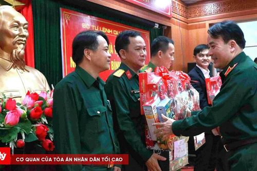 Ấm tình quân dân nơi đất Nam Phước anh hùng