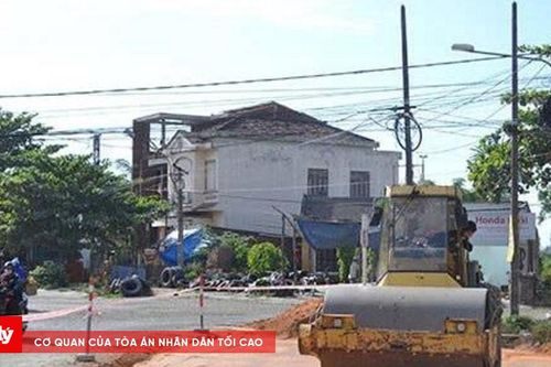 Tạm dừng xe tải qua nút giao ĐT.607 - ĐH8.ĐB để thi công khẩn cấp